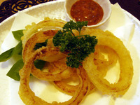 カレー風味オニオンリング（粒マスタードソース）