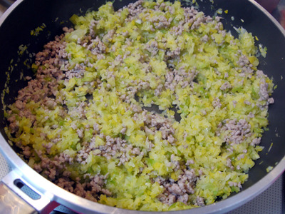 セロリが主役！ドライカレー