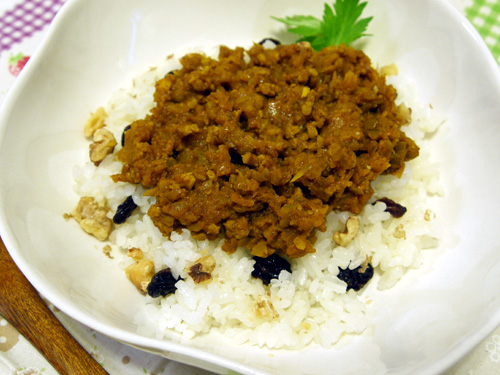 セロリが主役！ドライカレー