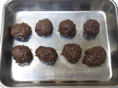 紫黒米の洋風チョコおはぎ