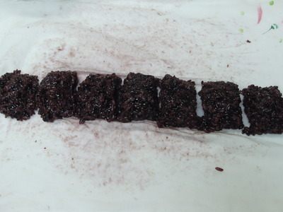 紫黒米の洋風チョコおはぎ