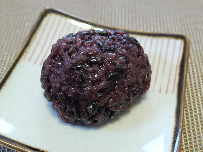 紫黒米の洋風チョコおはぎ