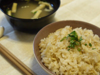 新しょうがごはんとお味噌汁
