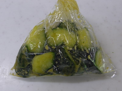 きゅうりを使った2品「スタミナ炒め」「からし漬け」