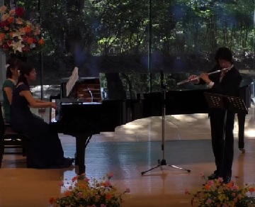 フルートレッスン教室 神戸・大阪 フルート演奏 ヴァラキアの歌 - ドップラー