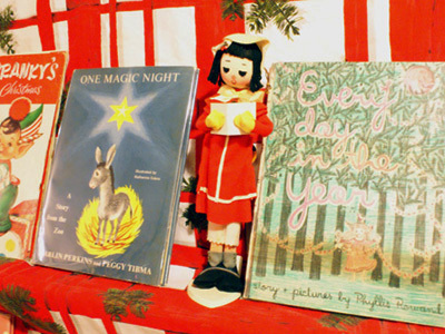 クリスマス絵本＆雑貨のフェアが始まっています