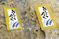 ちりめんじゃこ、たっぷり！ヘルシーな「おじゃこやき」