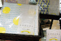 奈良の蚊帳生地で作った「かやのふきん」が人気です