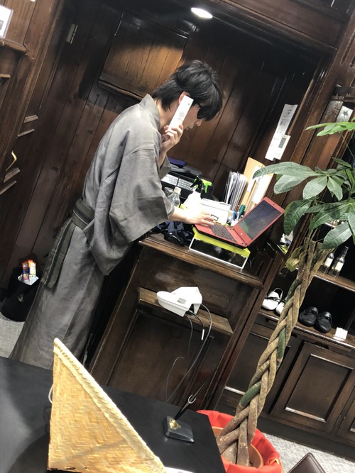 神戸元町のオーダースーツ【Samurai Bespoke(サムライビスポーク)】さんに潜入取材! 神戸元町のオーダースーツ【Samurai Bespoke(サムライビスポーク)】さんに潜入取材!