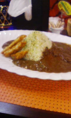 ピラミッドカレー