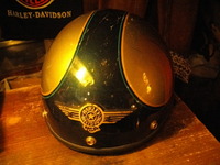 ハーレーダビッドソンのヘルメット(BELL)。