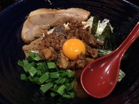 神戸六甲道『つけ麺 繁田』自家製麺太麺が非常に美味しい。