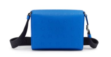 ブルガリの新作レザーバッグ、ダウトやクロスボディなど全 7 型 - 豊かなブラウン系 3 色を用いて ブルガリの新作レザーバッグ、ダウトやクロスボディなど全 7 型 - 豊かなブラウン系 3 色を用いて