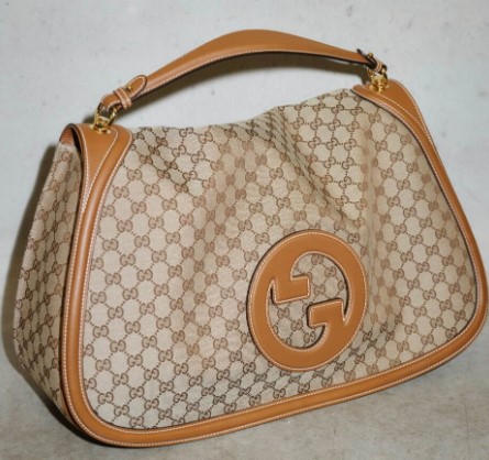 GUCCI「オールマーク」バッグ、ダブル G モチーフの革新的なデザインと高級素材の融合 GUCCI「オールマーク」バッグ、ダブル G モチーフの革新的なデザインと高級素材の融合