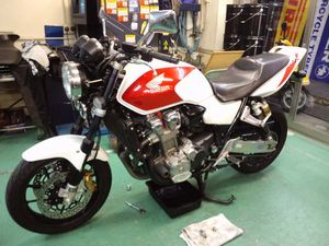 ホンダ CB1300SF