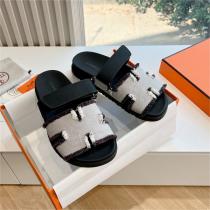 人気おすすめ HERMES 新作 人気 サンダル 黒 フリンジ 大人カジュアル Chypre シプレ フラット 靴 稀少 人気おすすめ HERMES 新作 人気 サンダル 黒 フリンジ 大人カジュアル Chypre シプレ フラット 靴 稀少
