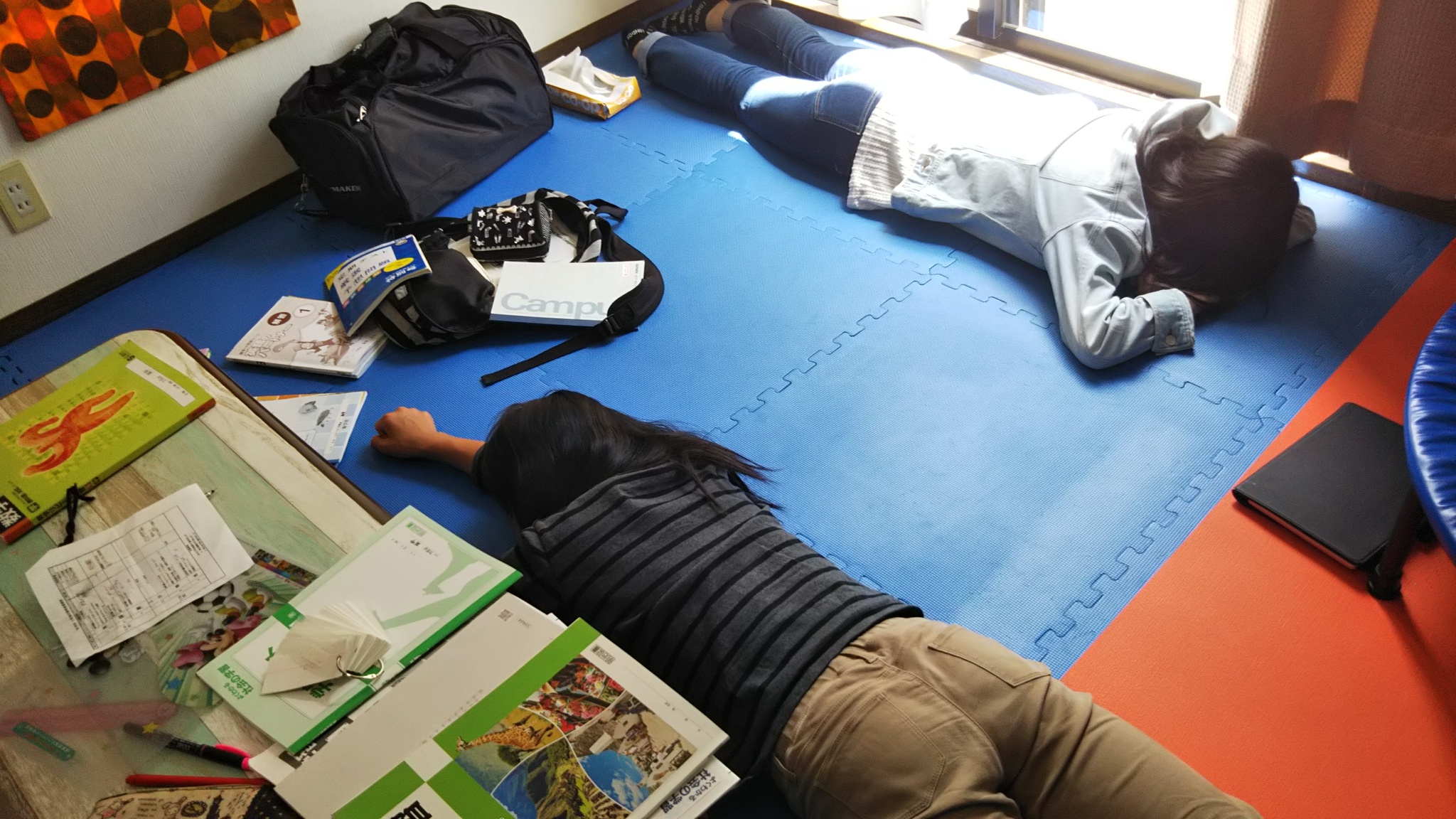 追い込まれる二人
