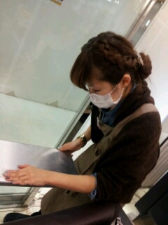 岩澤さん掃除中1324808862887.jpg
