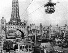 Original_Tsutenkaku_and_Shinsekai_aerial_tramway_2.jpg