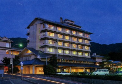 kawadana2.jpg