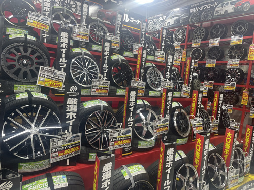 【井上カーグウドさん運営】スーパーオートバックス布施高井田店さんにお邪魔してきました！