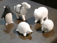 手彫りの小さな動物達！！