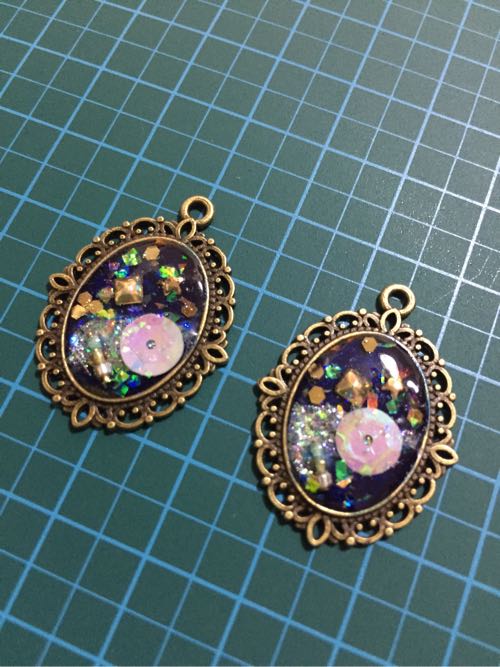 初レジンアクセに挑戦！