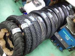 キャンペーンタイヤ続々と入荷！と、お知らせ。