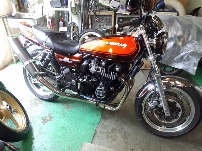 MOTO FACTORY SEASIDEJETCITYのブログ:ゼファー400 ホイールベアリング