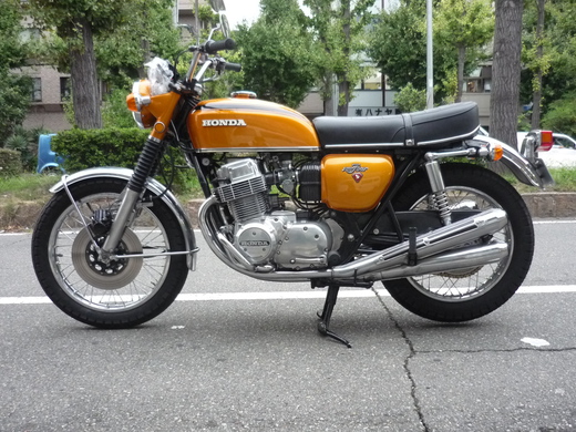 布引クラシックス オフィシャルブログ:1975 TRIUMPH T160 TRIDENT 東京