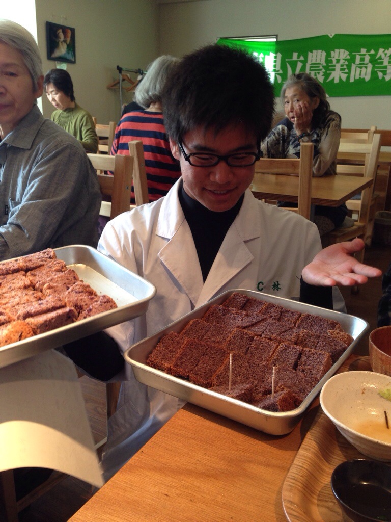 20140529-192606-69966118.jpg