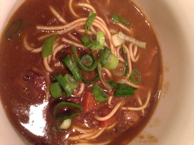 ソムリエのいないワインバートレゾワで麺三昧
