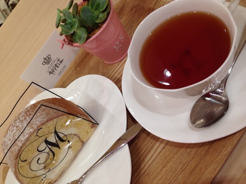 神戸紅茶のカフェ