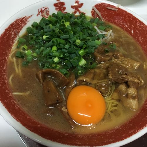 徳島ラーメン東大。