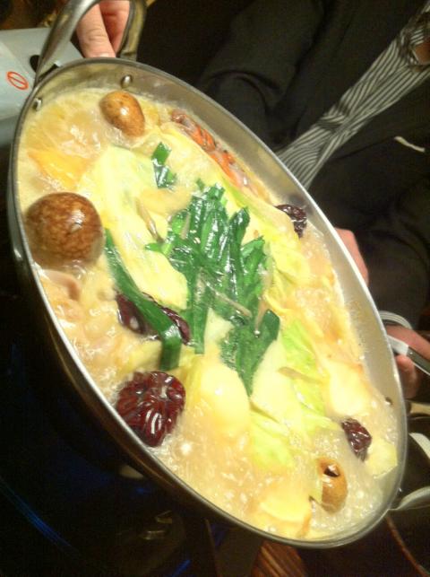 2012年04月09日