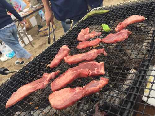 須磨海岸で芋煮会